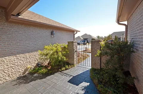 151 Castle Bay Dr, Hampstead, NC 28443 photo 3