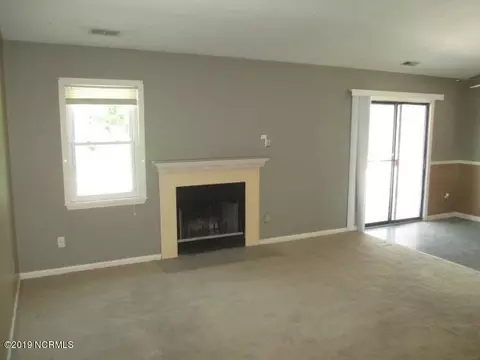 110 Pine Needle Dr, Hubert, NC 28539 photo 3