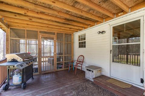 413 Davis Rd, Richlands, NC 28574 photo 14