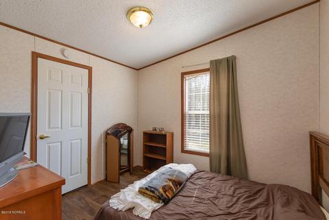 413 Davis Rd, Richlands, NC 28574 photo 12
