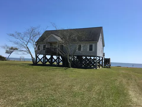 496 Seashore Dr, Atlantic, NC 28511 photo 1