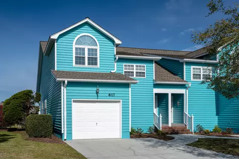 617 Sloop Pointe Ln, Kure Beach, NC 28449 photo 1