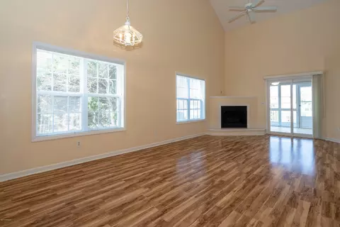 617 Sloop Pointe Ln, Kure Beach, NC 28449 photo 5