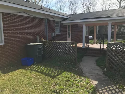 360 E 3rd St, Ayden, NC 28513 photo 2