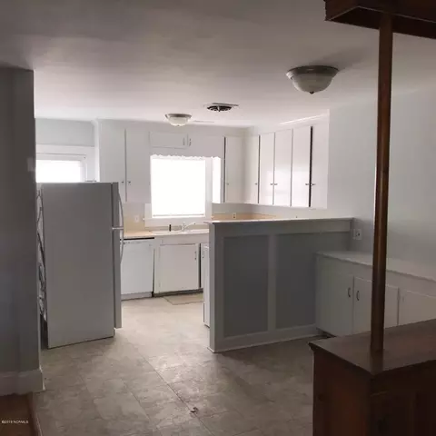 360 E 3rd St, Ayden, NC 28513 photo 9