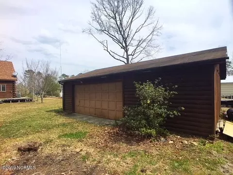 501 Pine Hurst Cir, Hampstead, NC 28443 photo 2