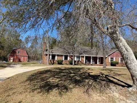102 Harbour Dr, Hubert, NC 28539 photo 1