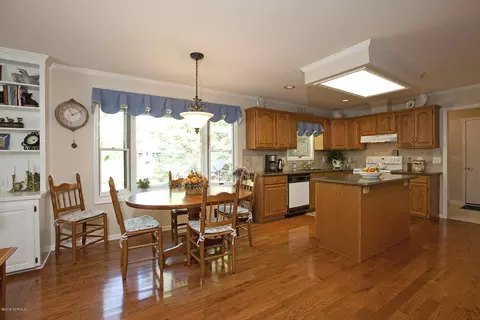 646 Sawgrass Rd, Hampstead, NC 28443 photo 16