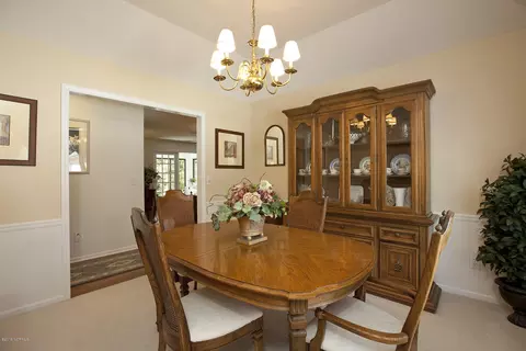 646 Sawgrass Rd, Hampstead, NC 28443 photo 7