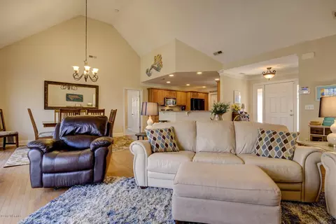 62 Thornton Dr, Hampstead, NC 28443 photo 8