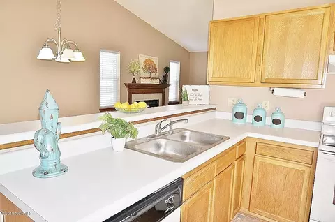 133 Fodder Dr, Hubert, NC 28539 photo 8