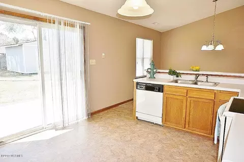 133 Fodder Dr, Hubert, NC 28539 photo 11