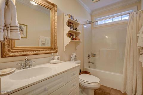318 Creekview Dr, Hampstead, NC 28443 photo 32