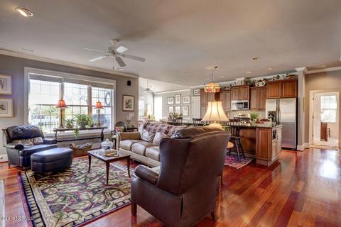 318 Creekview Dr, Hampstead, NC 28443 photo 11