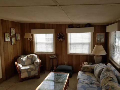 203 Doe Ridge Rd, Hampstead, NC 28443 photo 8