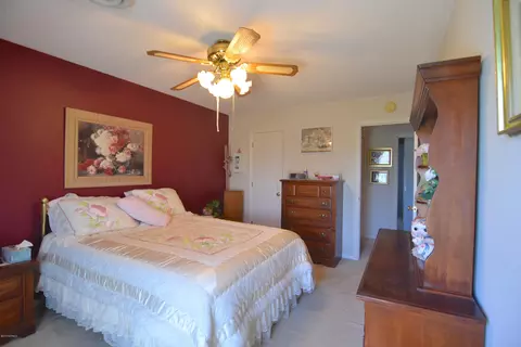 303 Meadowinds Dr, New Bern, NC 28560 photo 14