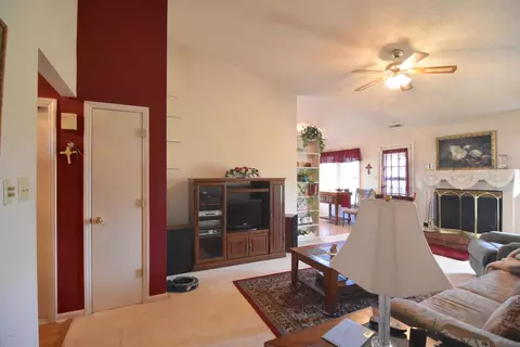 303 Meadowinds Dr, New Bern, NC 28560 photo 18
