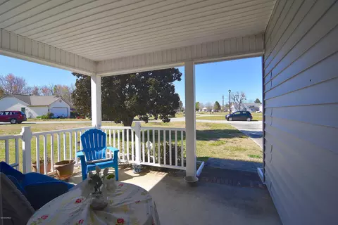 303 Meadowinds Dr, New Bern, NC 28560 photo 21