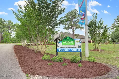 2392 E Boiling Spring Rd, Boiling Spring Lakes, NC 28461 photo 10