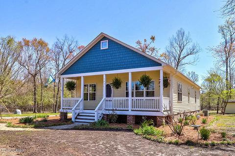 106 Lands End Ct, Hampstead, NC 28443 photo 2