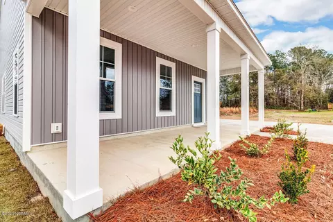 204 Bangor Ct, Hubert, NC 28539 photo 2
