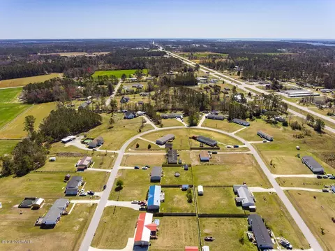107 Patsy Ln, Hubert, NC 28539 photo 6