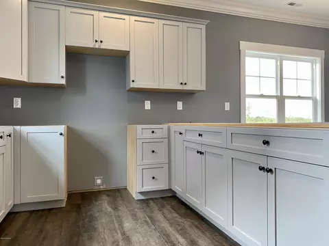 409 Elgin Rd, Hubert, NC 28539 photo 9