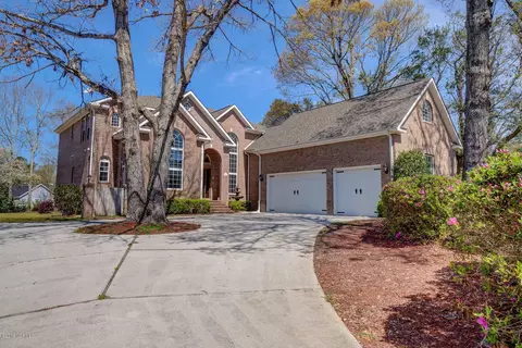 2004 Oyster Catcher Dr, Hampstead, NC 28443 photo 2