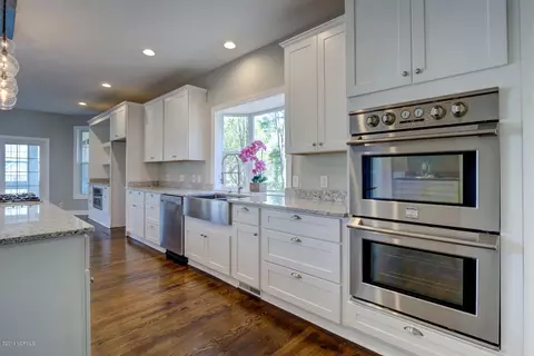 2004 Oyster Catcher Dr, Hampstead, NC 28443 photo 8