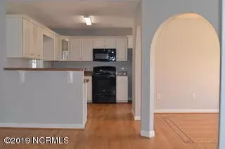 104 Bellowing Doe Rd, Hampstead, NC 28443 photo 6