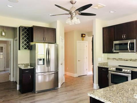 198 Cedar Point Dr, Wallace, NC 28466 photo 2