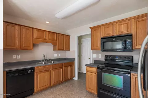 204 Target Ln, Hubert, NC 28539 photo 14