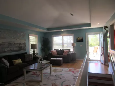 830 Swan Point Rd, Washington, NC 27889 photo 3