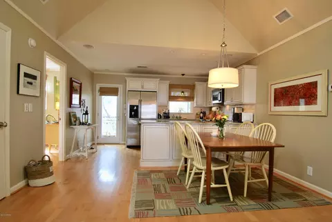 422 3rd St, Sunset Beach, NC 28468 photo 4