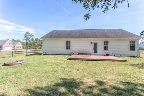 89 Edward Teach Ct, Hampstead, NC 28443 photo 14