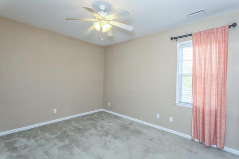 89 Edward Teach Ct, Hampstead, NC 28443 photo 6