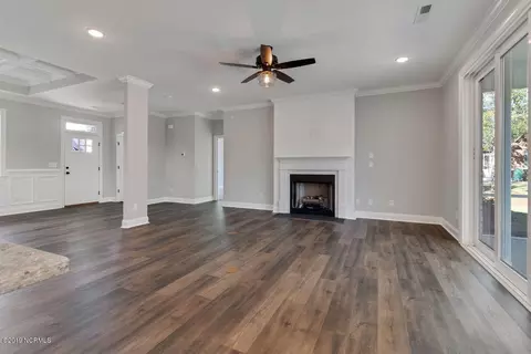 167 Crown Pointe Dr, Hampstead, NC 28443 photo 4