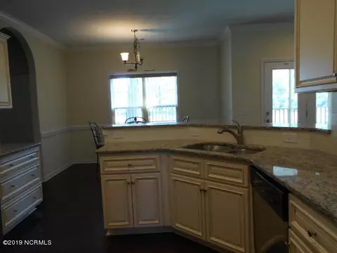 403 Lakeview Dr, Hampstead, NC 28443 photo 7