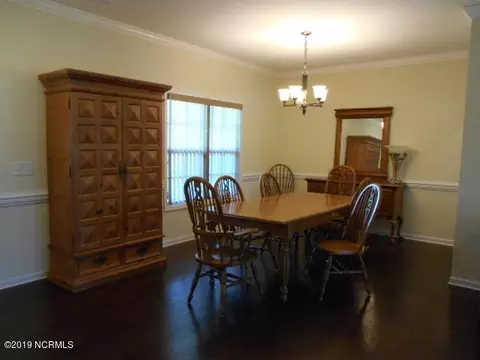 403 Lakeview Dr, Hampstead, NC 28443 photo 3