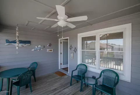 413 35th St, Sunset Beach, NC 28468 photo 4