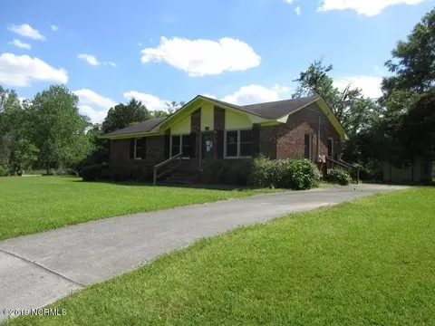 738 Prosperity Dr, Wallace, NC 28466 photo 3