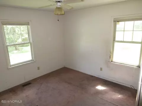 738 Prosperity Dr, Wallace, NC 28466 photo 11