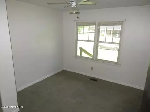 738 Prosperity Dr, Wallace, NC 28466 photo 9