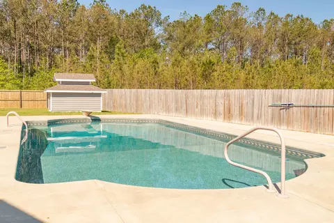 123 Hunt Dr, Hubert, NC 28539 photo 7