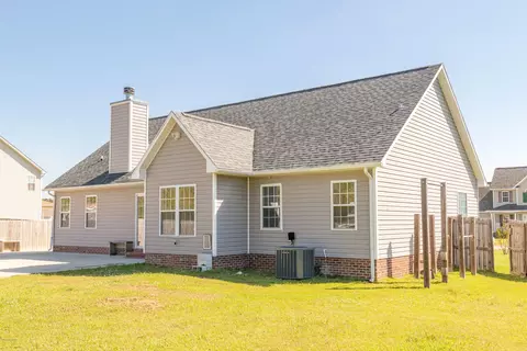 123 Hunt Dr, Hubert, NC 28539 photo 8