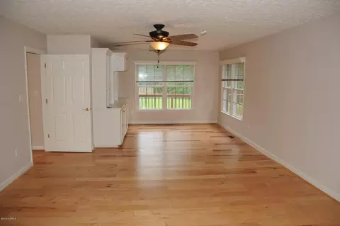 121 Boleyn Loop, New Bern, NC 28562 photo 7
