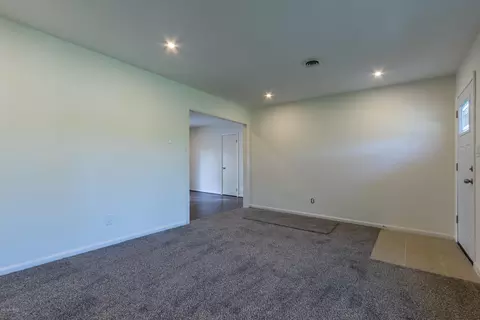 1403 Ormandy Ave, Jacksonville, NC 28540 photo 3