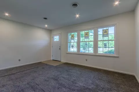 1403 Ormandy Ave, Jacksonville, NC 28540 photo 2