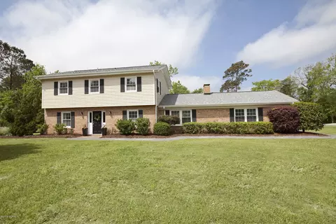 131 Circle Dr, Hampstead, NC 28443 photo 1