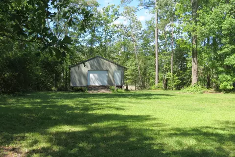 185 Cedar Dr, Oriental, NC 28571 photo 2